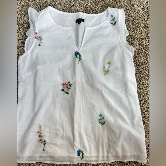 Like New Talbots Embroidered Flutter Sleeve Top - Picture 4 of 9